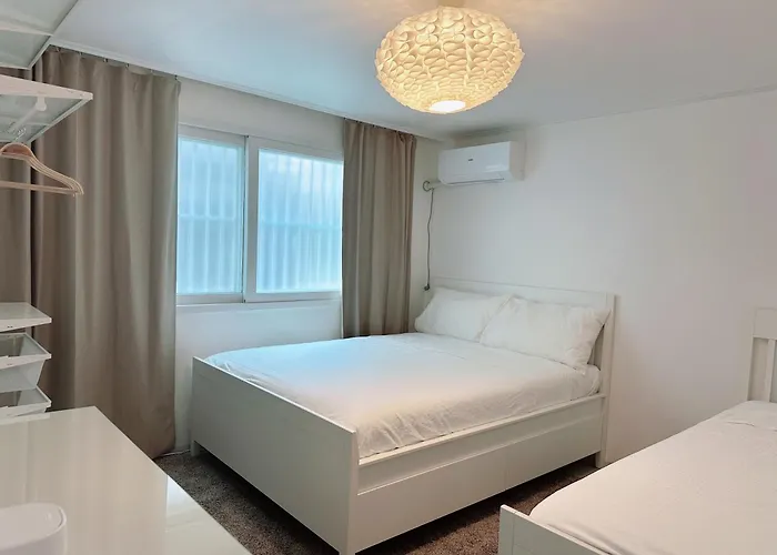 Sophie House Foreigners Women Only Seoel