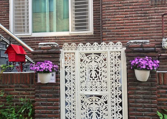 Accommodatie bij particulieren Sophie House Foreigners Women Only Seoel